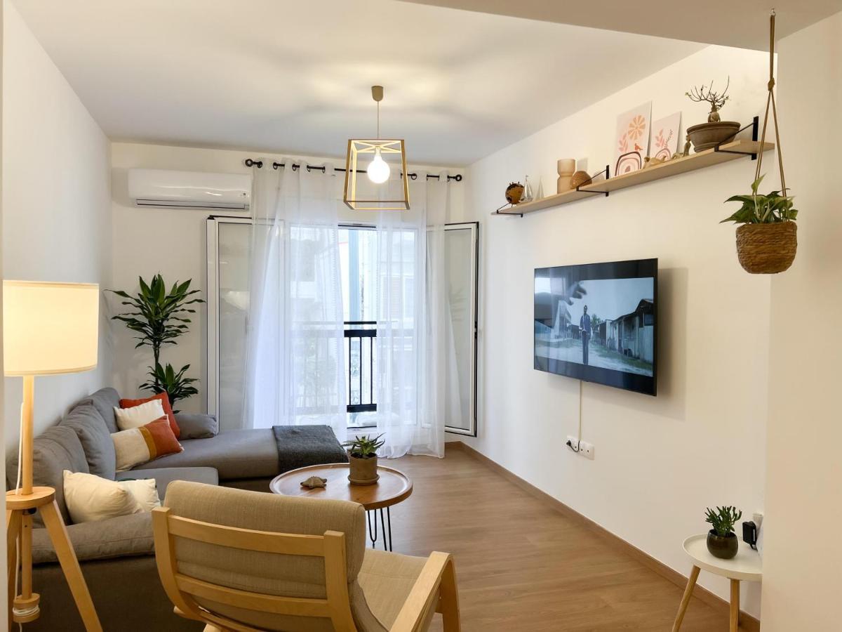 Comfy 2 Bdr Apt In Petralona - Next To Metro Athens Exterior photo
